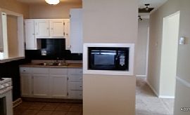 This Home Has 4 Bedrooms, 2 Bathrooms and Is 1536 Square Feet in Saint Louis, MO (Photo 3 of 7)