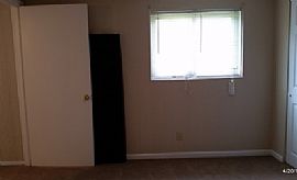 This Home Has 4 Bedrooms, 2 Bathrooms and Is 1536 Square Feet in Saint Louis, MO (Photo 7 of 7)