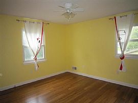 Available Now!! in Woodbridge, VA (Photo 5 of 10)