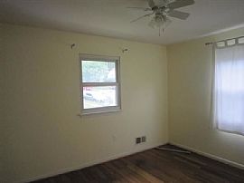 Available Now!! in Woodbridge, VA (Photo 6 of 10)