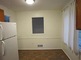 Available Now!! in Woodbridge, VA (Photo 9 of 10)