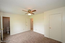 This 3 Bedroom, 2 Bath Home Has a Fresh New Face! New Paint Thr in Jacksonville, NC (Photo 6 of 8)