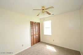 This 3 Bedroom, 2 Bath Home Has a Fresh New Face! New Paint Thr in Jacksonville, NC (Photo 7 of 8)