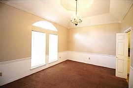  Great Corner Lot Home in South Bossier Just Minutes From Bafb. in Bossier City, LA (Photo 5 of 12)