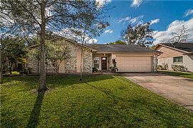 Wonderful 1 Story 4 Bedroom House with All The Charms  in Houston, TX