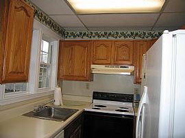 Beautiful 5/6 Br 2 Ba Duplex For Rent in Chambersburg, PA (Photo 3 of 11)