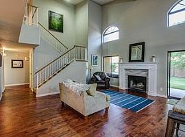 225 E Stonebridge Dr, Gilbert, Az 85234 in Gilbert, AZ (Photo 8 of 12)