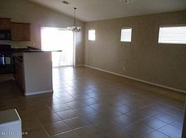 2289 Valley Sage St, Sierra Vista, Az 85635 in Sierra Vista, AZ (Photo 2 of 10)