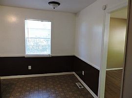 Nicely Updated Home on Quiet Street 3 Beds 2 Baths/2car-Garage in Birmingham, AL (Photo 2 of 10)