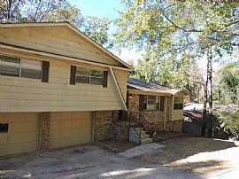 Nicely Updated Home on Quiet Street 3 Beds 2 Baths/2car-Garage in Birmingham, AL (Photo 7 of 10)