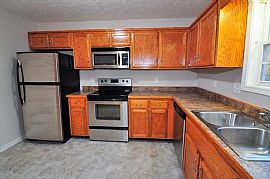 Open Layout Ranch Home W Bamboo Floors in Clarksville, TN (Photo 7 of 8)