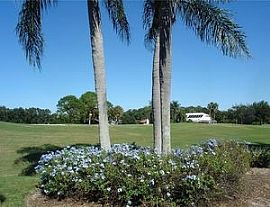 2 Bed,  2 Bath in Sarasota, FL (Photo 2 of 5)