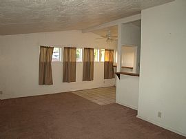 2010 S Amigo Ave Tucson, Az 85713 in Tucson, AZ (Photo 2 of 9)