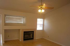 Gorgeous Home! 3 Beds 2 Baths 1,417 Sqft in Sacramento, CA