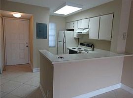 Magnificent 2/2 Condo with Balcony in Pompano Beach, FL (Photo 3 of 5)