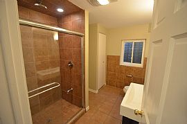  Home Details For 1683 Kautz Rd in Aurora, IL (Photo 10 of 12)