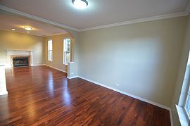  Home Details For 1683 Kautz Rd in Aurora, IL (Photo 4 of 12)