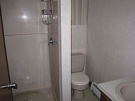 3 Bedroom House in Framingham, MA (Photo 7 of 7)