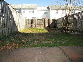 20 Nakota Ct Middle River, Md 21220  in Middle River, MD (Photo 2 of 10)