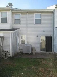 20 Nakota Ct Middle River, Md 21220  in Middle River, MD (Photo 5 of 10)