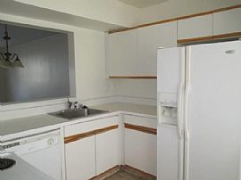 20 Nakota Ct Middle River, Md 21220  in Middle River, MD (Photo 9 of 10)