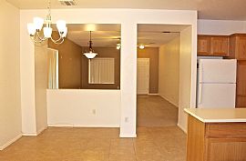 2bedroom House  Basalt Mesa in Henderson, NV (Photo 2 of 9)