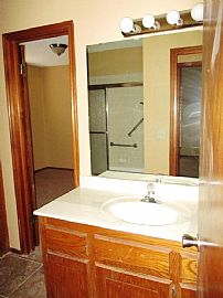 11233 Cimarron Dr Spacious Home with Two Large Living Areas. in Oklahoma City, OK (Photo 12 of 12)