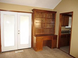 11233 Cimarron Dr Spacious Home with Two Large Living Areas. in Oklahoma City, OK (Photo 6 of 12)