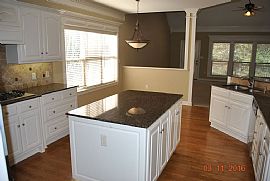 11233 Cimarron Dr Spacious Home with Two Large Living Areas. in Oklahoma City, OK (Photo 7 of 12)