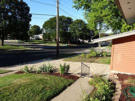 Nice 4 Bed Home in Middleton, WI (Photo 3 of 8)
