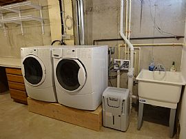 Nice 4 Bed Home in Middleton, WI (Photo 8 of 8)