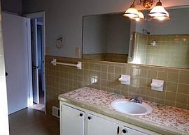 Wonderful 4 Bedroom 2 Bath House For You in Huntsville, AL (Photo 11 of 12)