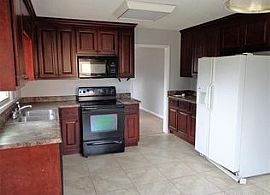 Wonderful 4 Bedroom 2 Bath House For You in Huntsville, AL (Photo 7 of 12)