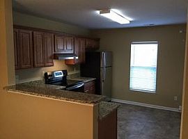 Beautiful and Fine 3 Beds 2 Baths 1,481 Sqft in Raleigh, NC (Photo 6 of 12)