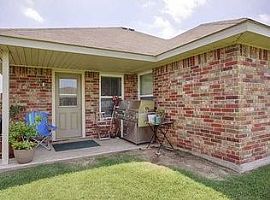 3 Beds 2 Baths 1,250 Sqft in Oklahoma City, OK (Photo 5 of 12)