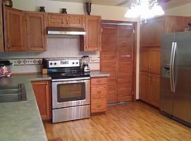 3 Beds 1 Bath 1,200 Sqft in McAlester, OK (Photo 6 of 7)