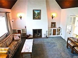  3 Beds 2 Baths 2,032 Sqft in Jamaica, NY (Photo 8 of 12)