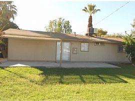Great Location! This 3 Bedroom 1 Bath Home in Palm Desert, CA (Photo 2 of 8)