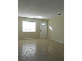 Great Location! This 3 Bedroom 1 Bath Home in Palm Desert, CA (Photo 4 of 8)