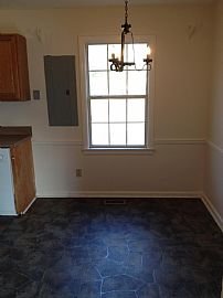 This House Is Charming and Quaint. It Has Beautiful Hardwood Fl in Albany, GA (Photo 6 of 8)