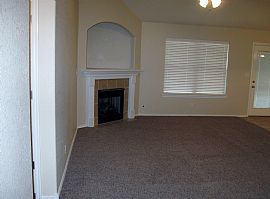 This Single-Story, Spacious House in Glen Eagles Iv Includes in Broken Arrow, OK (Photo 3 of 8)