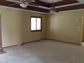 3 Bedroom, 2 Baths Single Ranch Home in Beavercreek, OH (Photo 6 of 8)