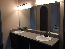 Beautiful 2br/1ba Located Less Than Two Miles From Dogwood Fest in Brandon, MS (Photo 4 of 6)