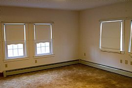 2 Bedroom, 2 Bath House Is Conveniently Located Right on Prices in Blacksburg, VA (Photo 6 of 7)