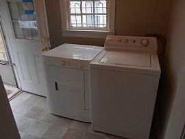 2 Bedroom, 1 Bath, Living Room,  in Hueytown, AL (Photo 4 of 8)