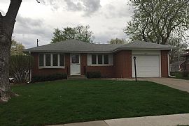 3 Bedrooms 2 Full Bathrooms in Lincoln, NE