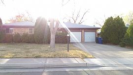 3 Bed, 2.5 Bath House For Rent in The Nob Hill Area in Albuquerque, NM