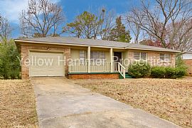 3614 Wilbur Ave Nw Huntsville, Al 35810 (747) 444-3766 in Huntsville, AL