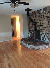 Lovely 5bedroom Family Home  in Cheyenne, WY (Photo 4 of 10)