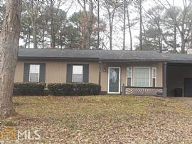 Nice Ranch Home in Mature Neighborhood. This Is a Must See Prop in Stockbridge, GA